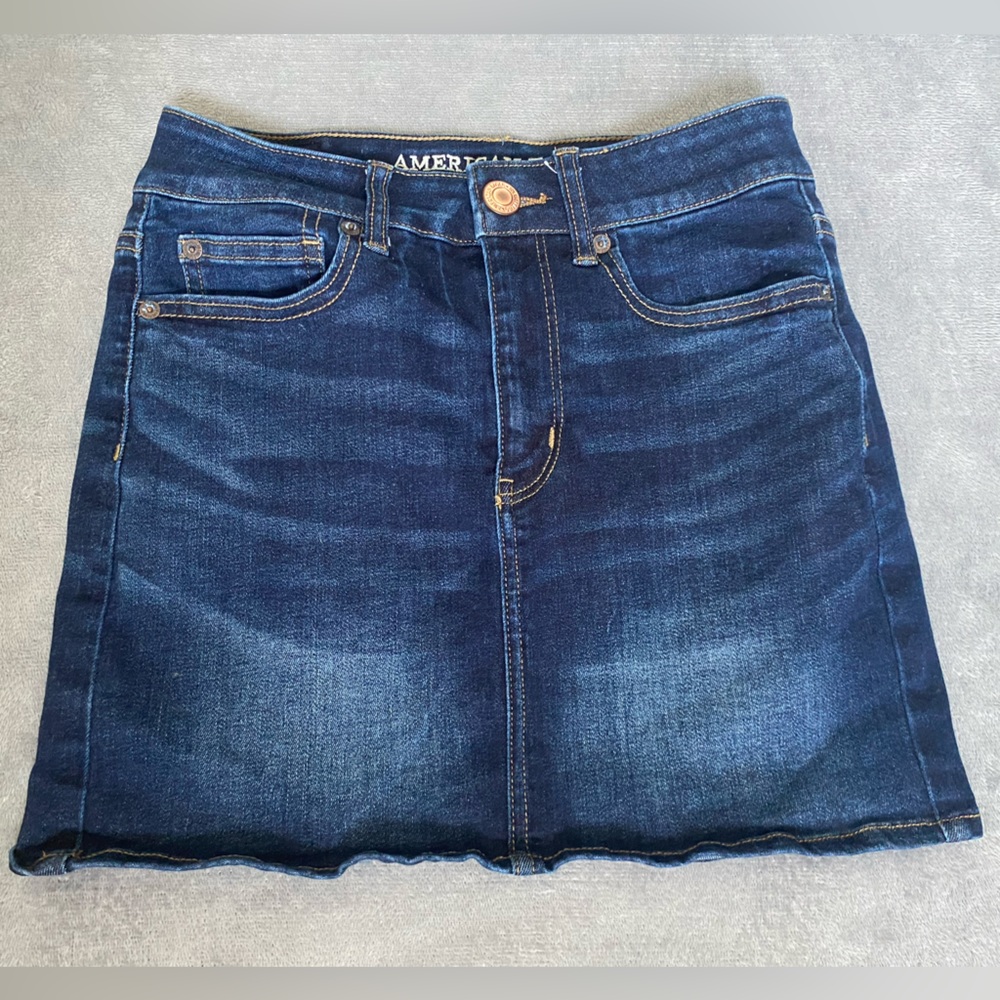 Stretchy American Eagle Jean Skirt - Size 2